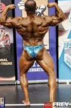 Dvigubas bicepsas iš nugaros